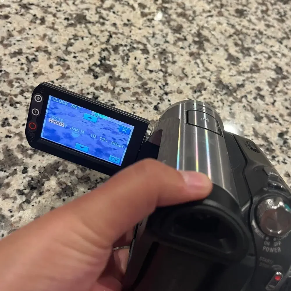SONY HDR-HC7 Handycam Camcorder HDV MiniDV Full‎ HD 1080 Video Camera SteadyShot